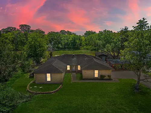 118 Tamarind St Photo 1