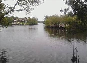 2nd image of 8215 Los Pinos Cir #(228)