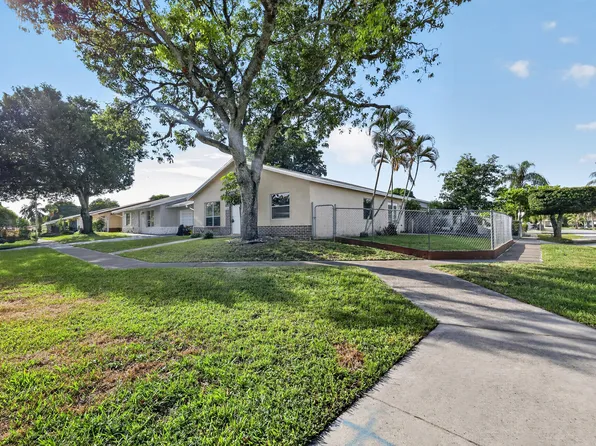 6198 ARCADE Court, Lake Worth, FL 33463