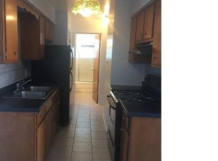3030 E 79th St APT 3, Chicago, IL 60649