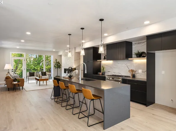 Beir01 - SW Lobelia St, 617 & 623 SW Lobelia St #623B, Portland, OR 97219