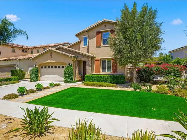 7664 Las Brisas Ct, Corona, CA 92880