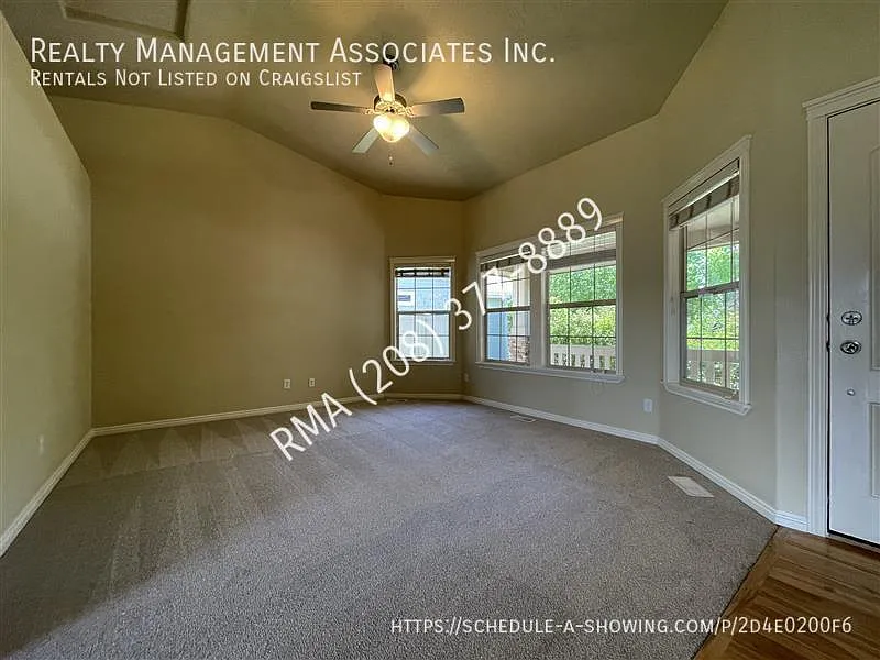 Welcome home to this wonderful property located in the coveted Tuscany Subdivision! — Photo 2