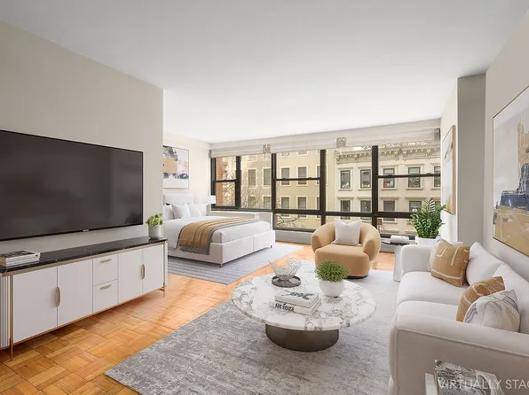 166 E 61st St APT 4D, New York, NY 10065