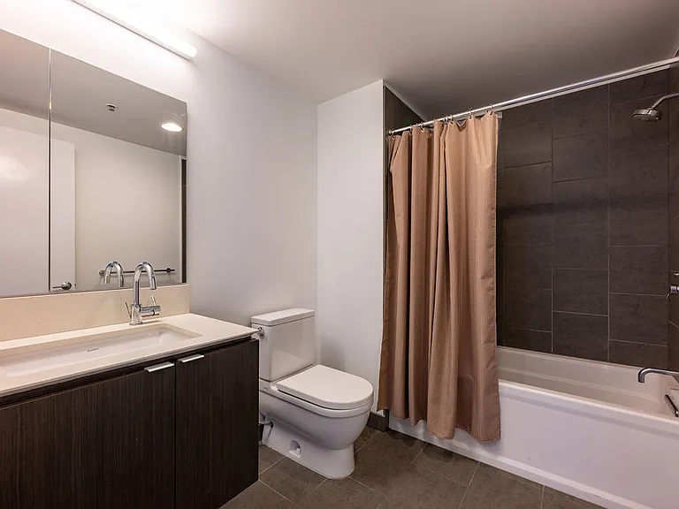 1788 Clay St #404 — Photo 16