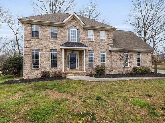 5th image of 1310 Brookgreen Ln