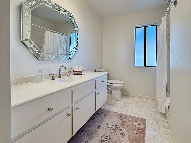 446 Stanford Dr — Photo 32