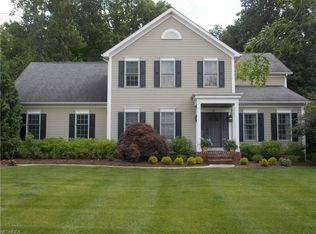 41 Ambrose Dr, Hudson, OH 44236