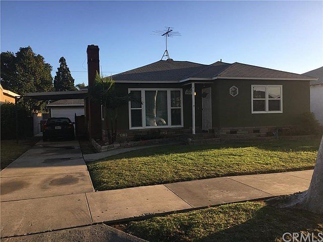 2nd image of 4268 Lugo Ave