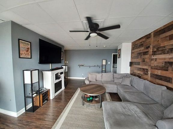 5th image of 2834 Atlantic Ave APT 1004