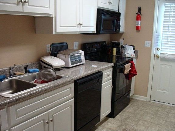 5th image of 2102 Buckhaven Dr