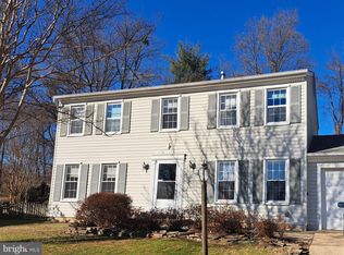 5300 Crown Point Rd, Burke, VA 22015