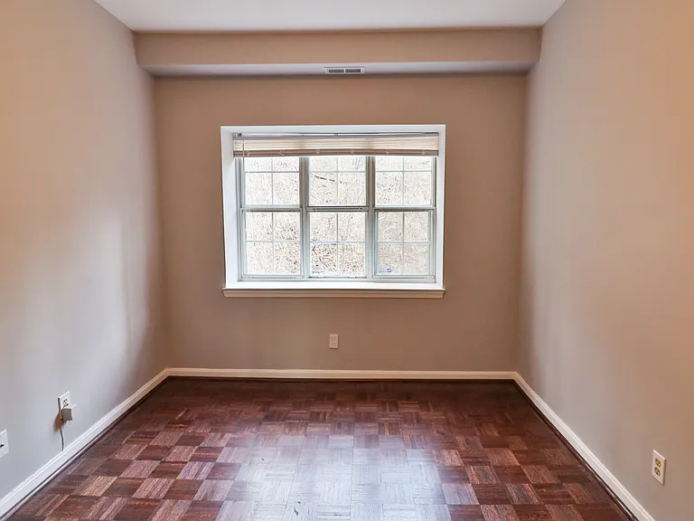 10488 Parthenon Ct #1 — Photo 21