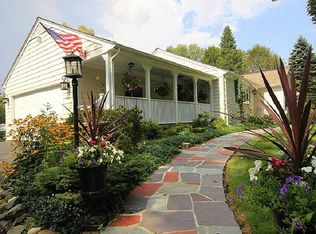 62 Read St, Seekonk, MA 02771