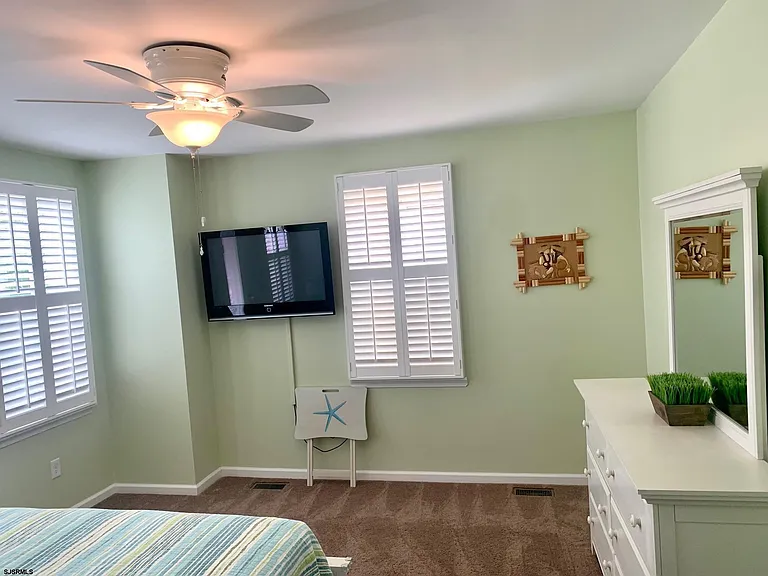 6512 Winchester Ave — Photo 13