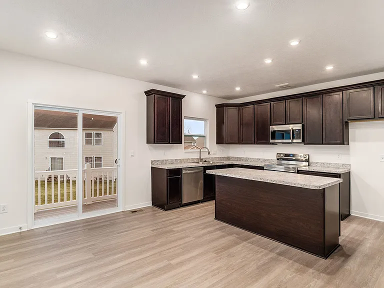 122 Red Willow Dr — Photo 10