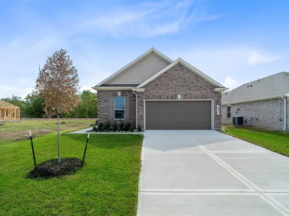 7911 House Sparrow St, Hitchcock, TX 77563