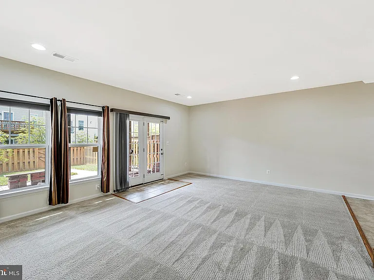 41835 Diabase Sq — Photo 4