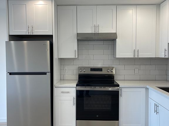 2nd image of 160 Portola Dr APT 105