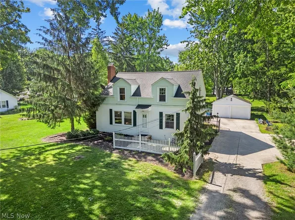 38524 Wood Rd, Willoughby, OH 44094