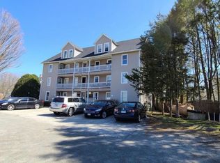 30 Palmer Ave #9-3, Jewett City, CT 06351