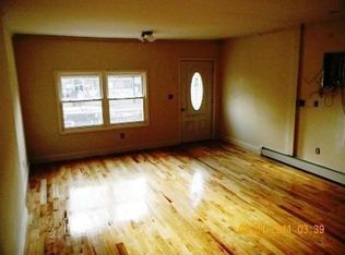 10517 177th St, Jamaica, NY 11433