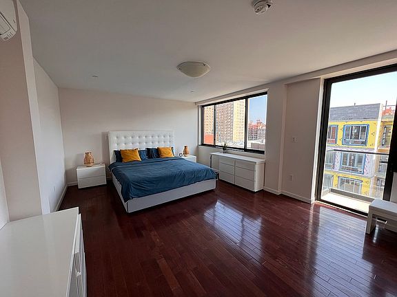 5th image of 136-46 41st Ave #7A