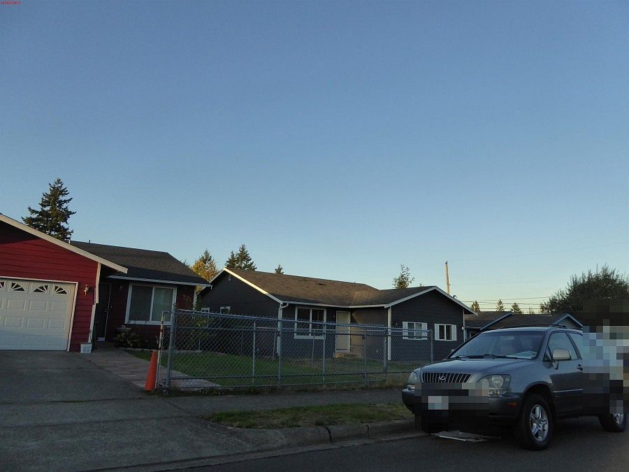 2nd image of 1621 Sweet St