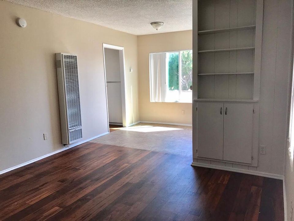 1st image of 4225 Menlo Ave APT 8