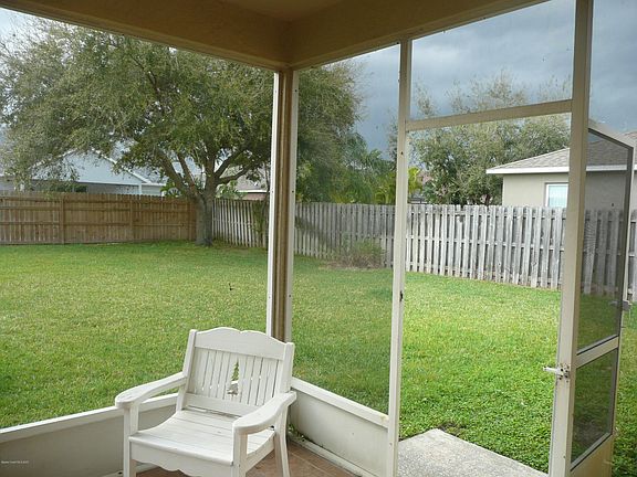2nd image of 4180 Caparosa Cir
