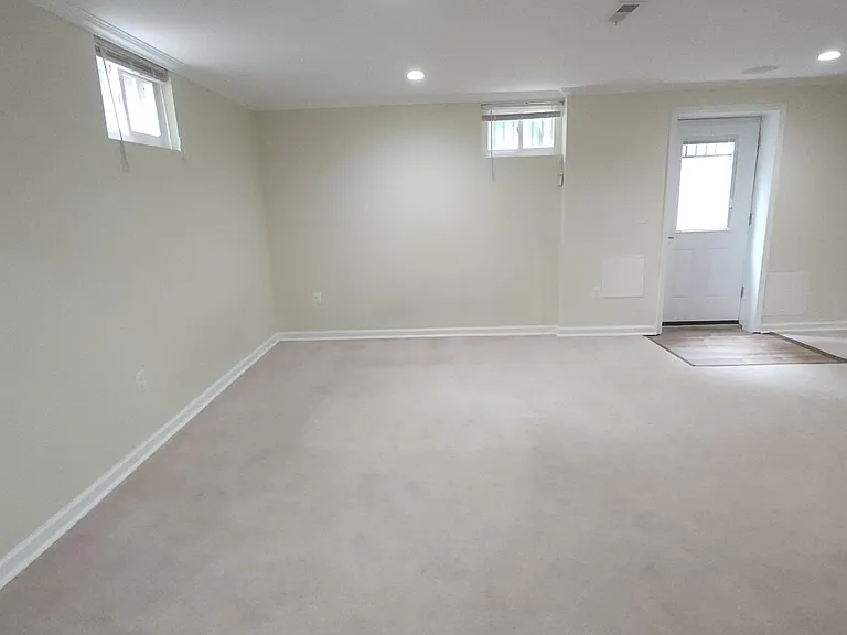 9317 Severn Ter #B — Photo 5