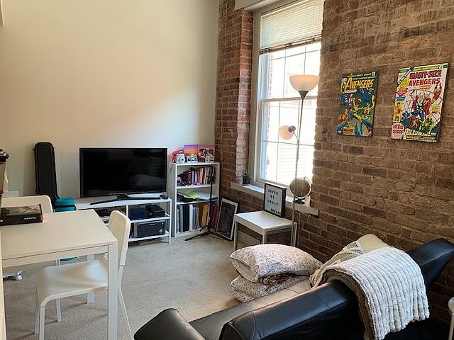 1st image of 2006 E Franklin St APT 1