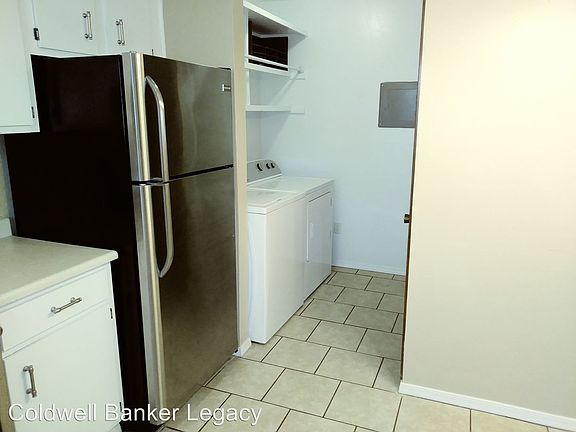 3rd image of 3600 Eubank Blvd NE Unit 3D