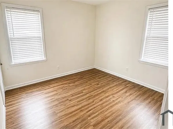 71 Low St APT 2, McDonough, GA 30253