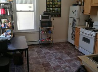 30 Eustis St #1, Cambridge, MA 02140