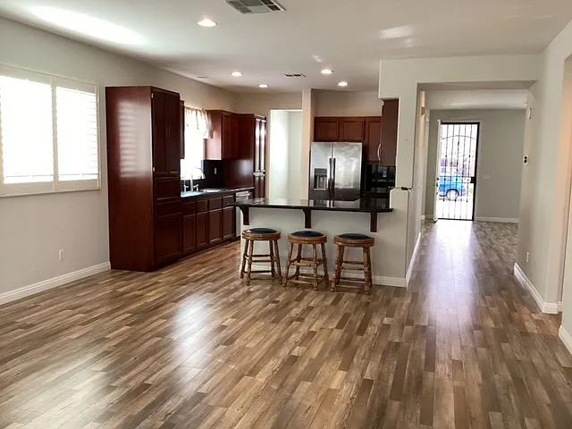 39324 Kennedy Dr — Photo 8