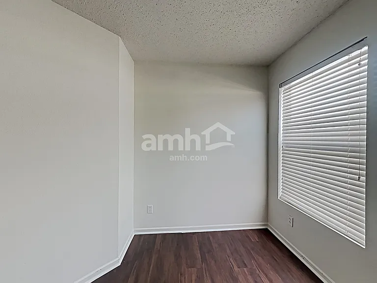 9649 W Constellation Dr — Photo 16