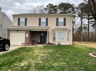 19 Kincaid Ln, Hampton, VA 23666