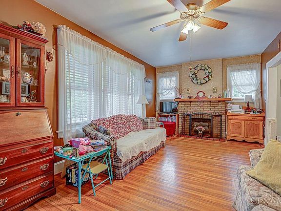 5th image of 3118 Benninghofen Ave
