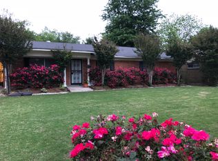 1234 Deering St, Cleveland, MS 38732