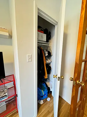 Rented by KNOCKKNOCK LLC | media 26