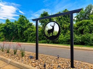 426 Deer Point Cv, Chandler, TX 75758