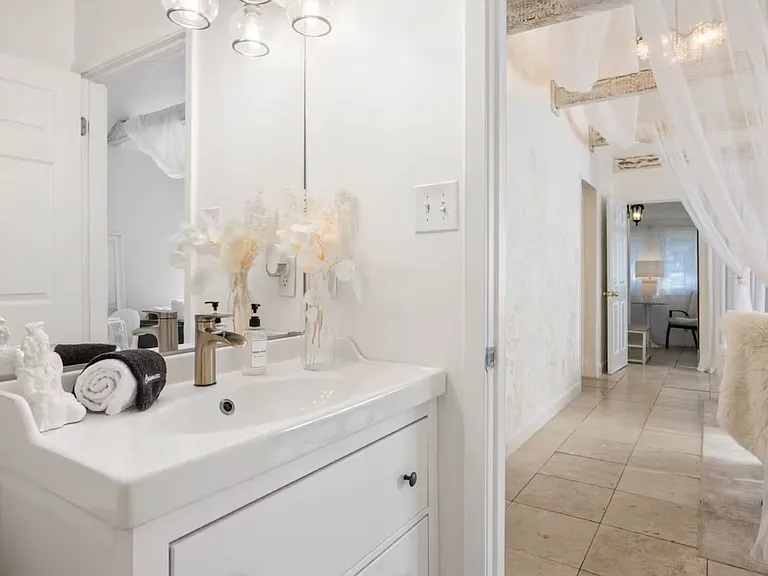 154 Woodcreek Dr #8 — Photo 12