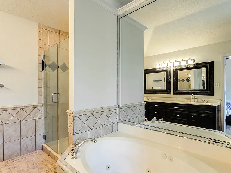 105 N Vale Ave — Photo 41