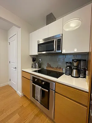 Rented by Compass | media 20