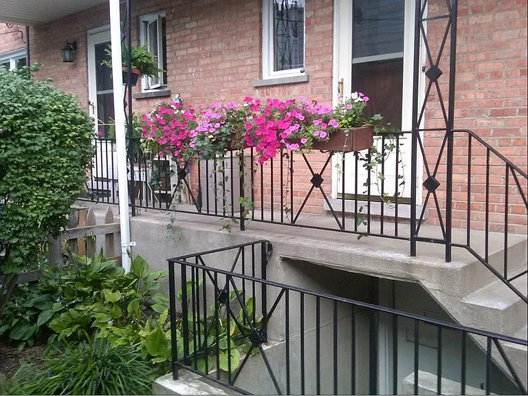2111 Livingston St — Photo 20