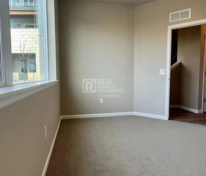 471 Interlocken Blvd — Photo 17