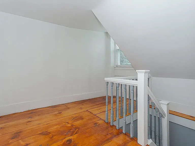 12 Kilby St #12 — Photo 15