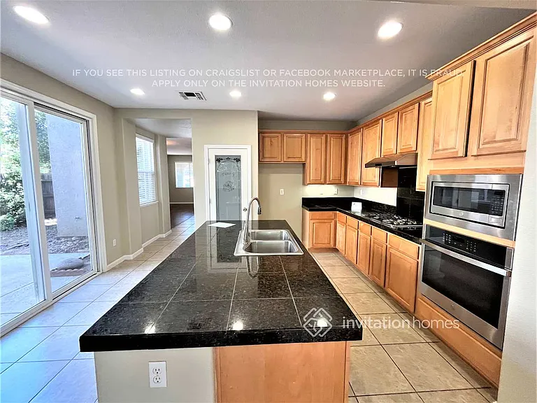 1230 Barnhill Ln — Photo 6