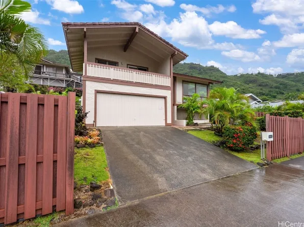 839 Hahaione St, Honolulu, HI 96825